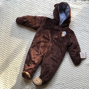 Adorable winter one piece outdoor outfit/snowsuit!